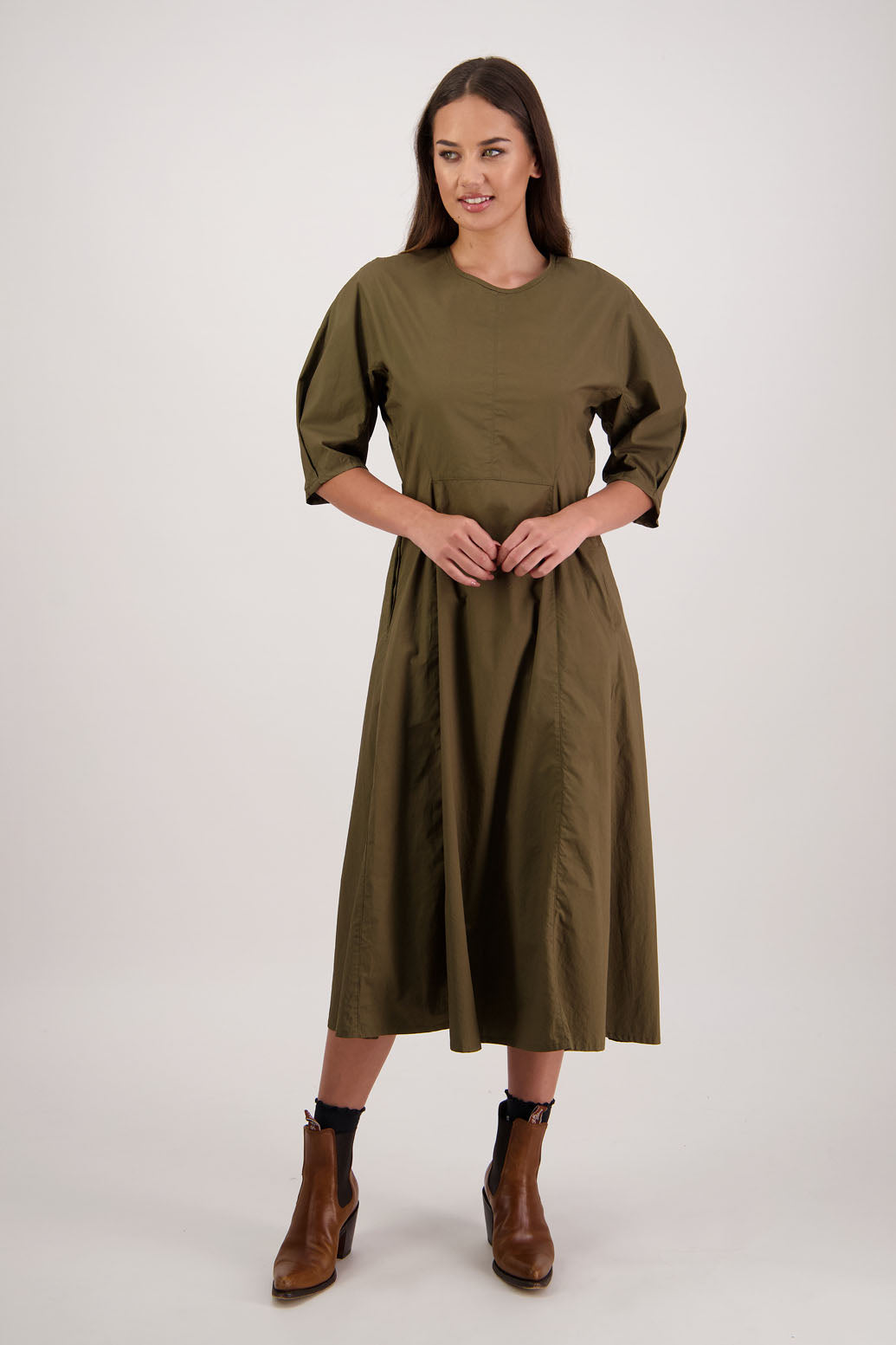 River Khaki Cotton Dress. Briarwood NZ. 3/4 Sleeves with pleat, Shaped through waist, Pockets in front seam, Back zip