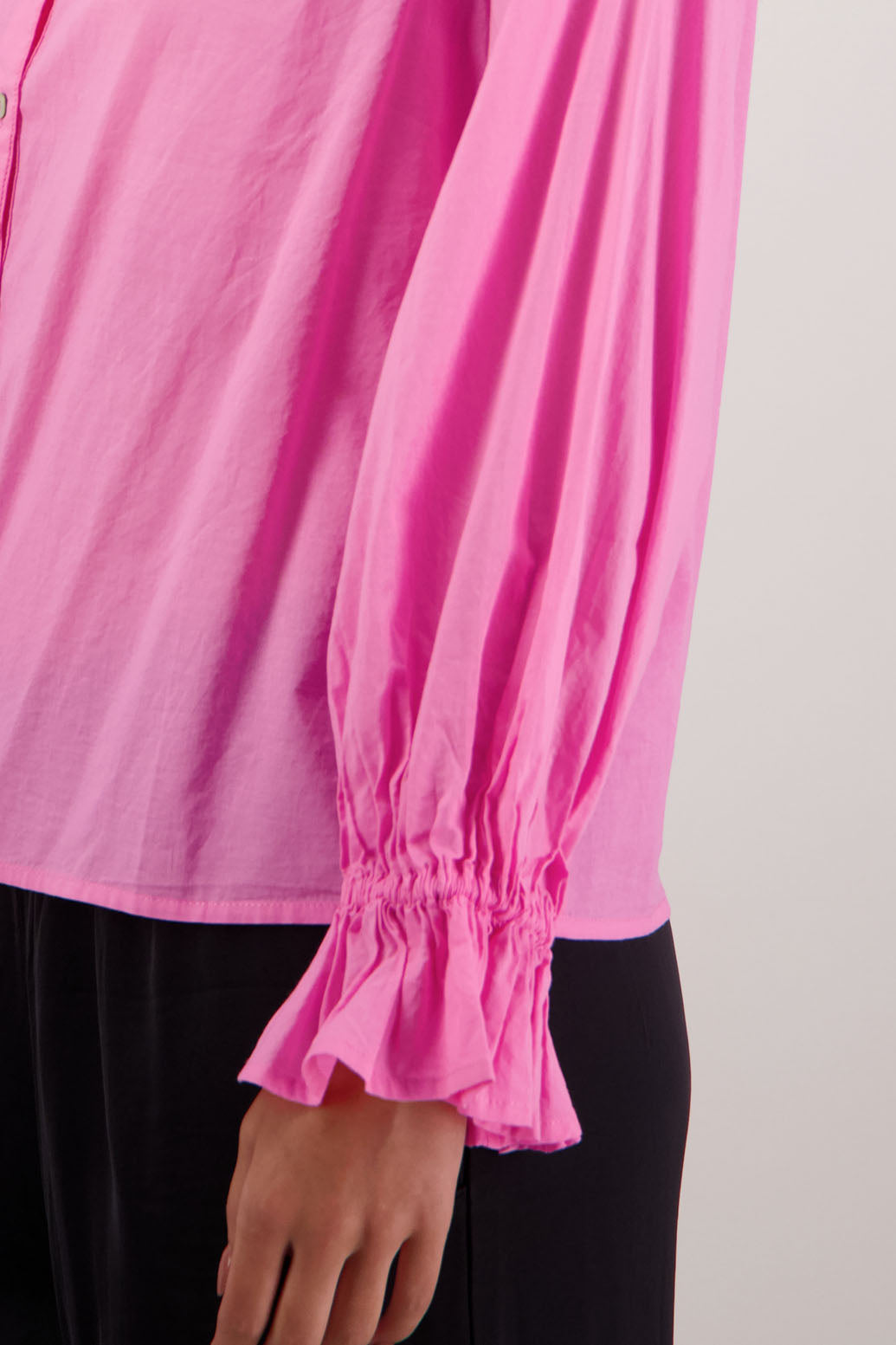 Briarwood NZ. Pink  long sleeve shirt, Elasticated sleeves, Ruffles around neck, Buttoned through