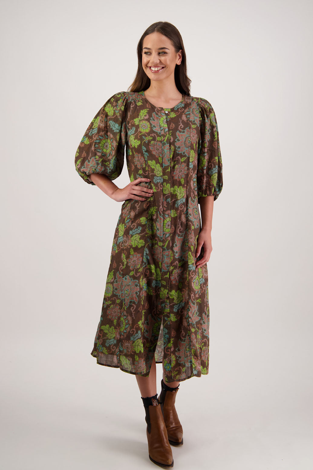 Rosette Dress in Vintage Floral by Briarwood NZ. Flattering 100% ramie dress with puff elasticated sleeves, button through, grandpa collar