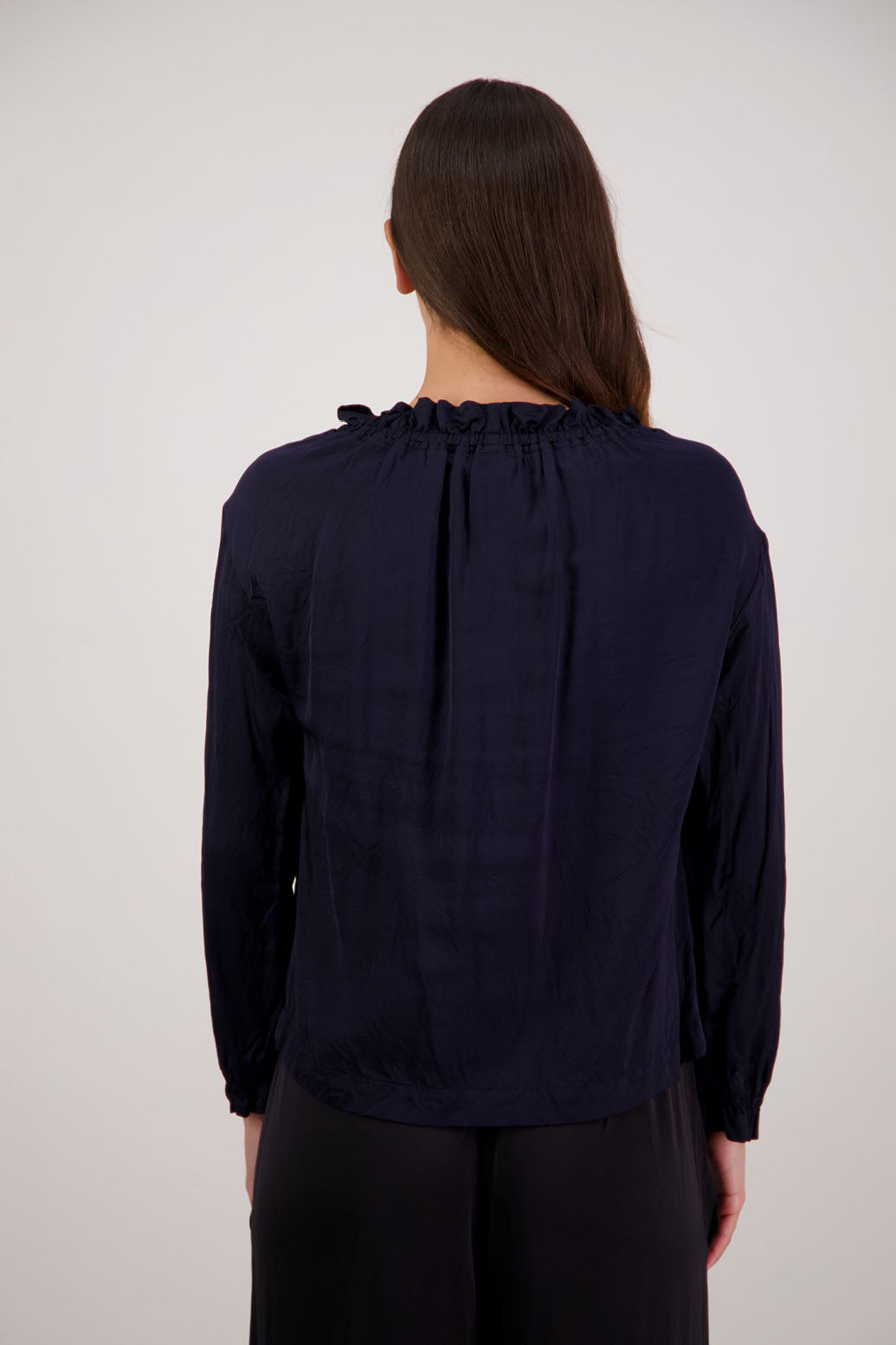 Rowan Ink Top by Briarwood NZ. 100% viscose easy fit top with full length sleeves, elasticated neck