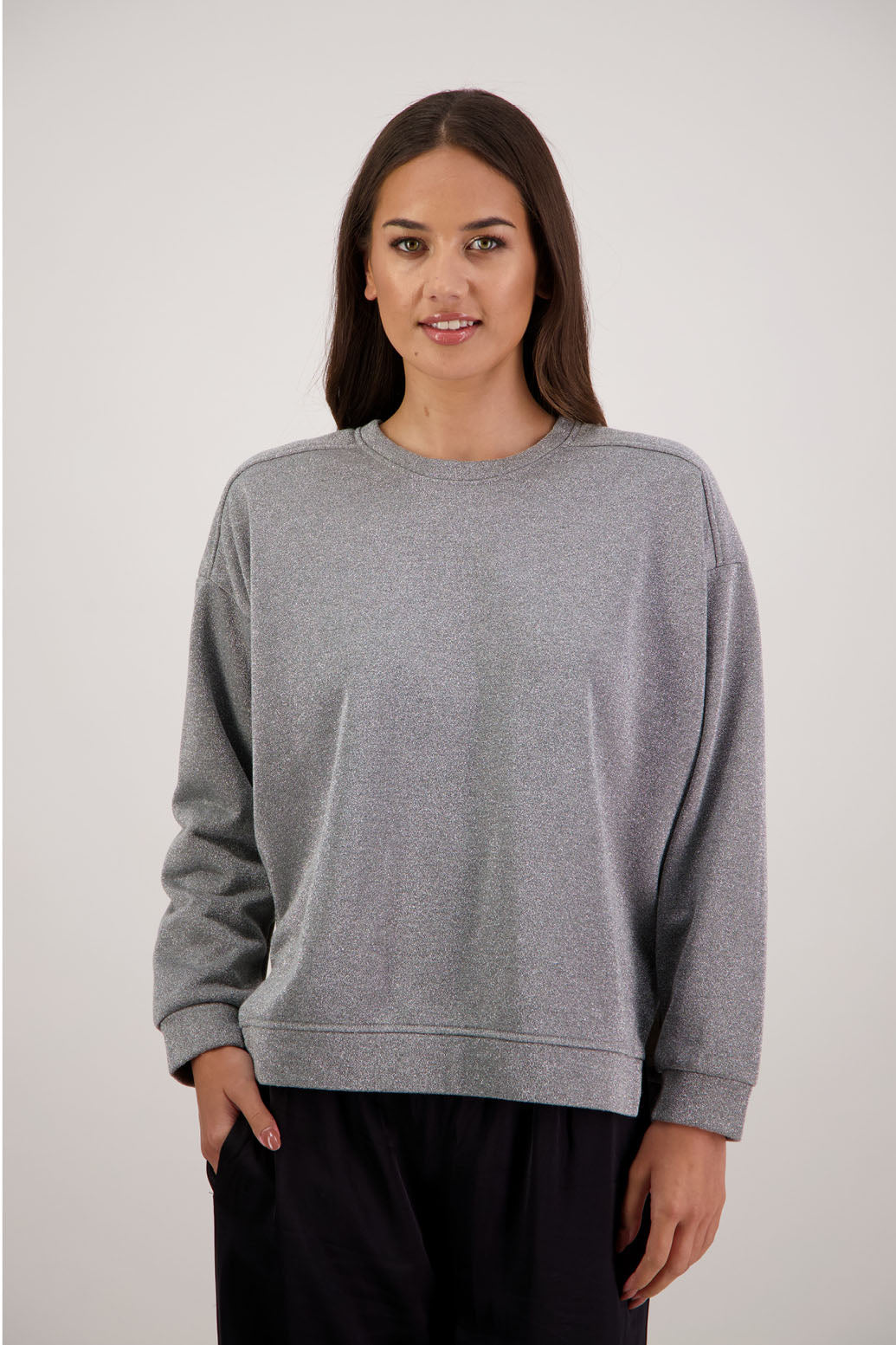 Rusti Sweatshirt in Metallic Silver by Briarwood NZ. 100% cotton sweatshirt with full length sleeves, split hem
