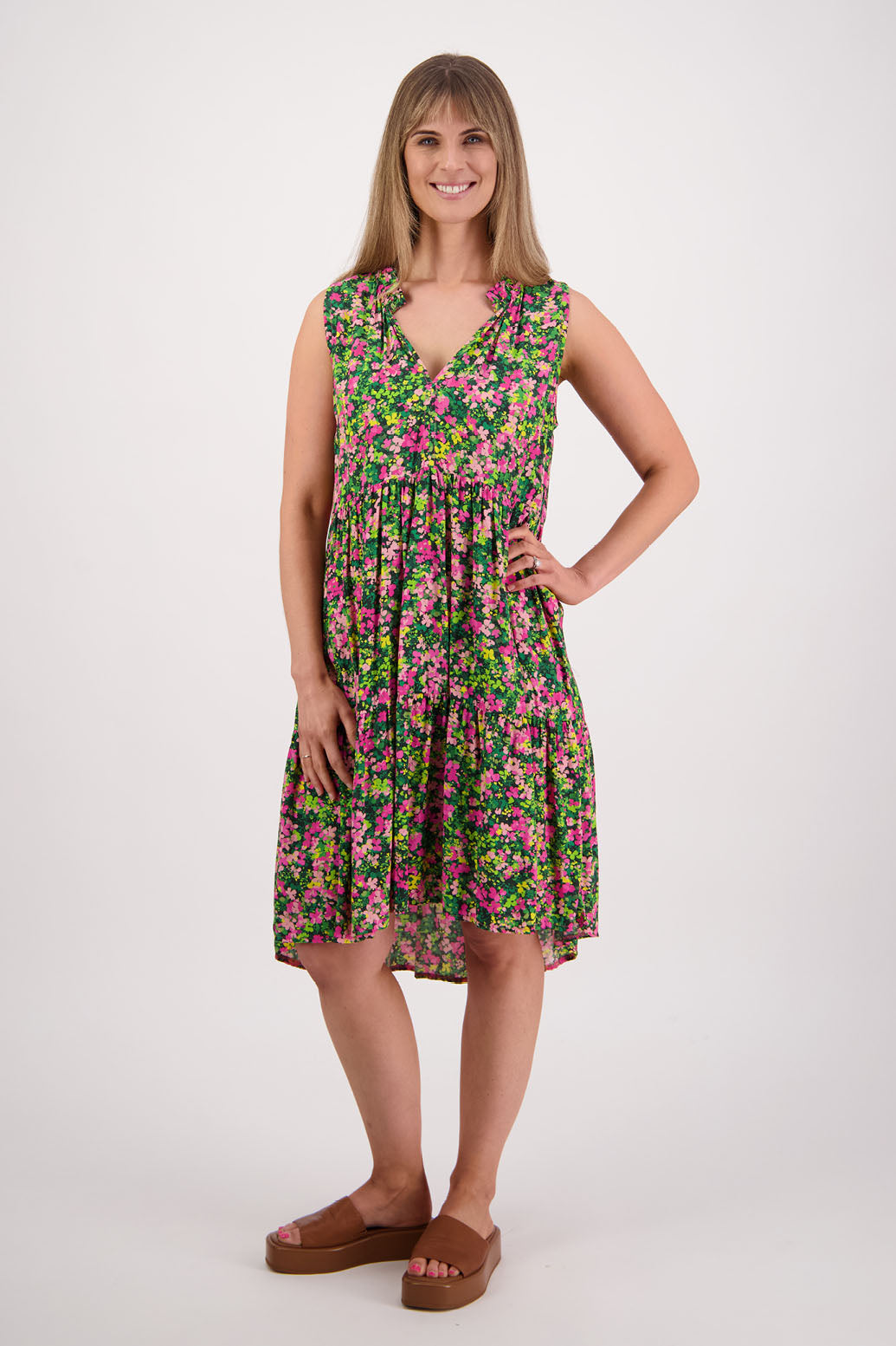 Womens sleeveless sundress, with two tier skirt and V neck with a slight ruffle. Briarwood NZ. Viscose. Sabrina. Pansy Print