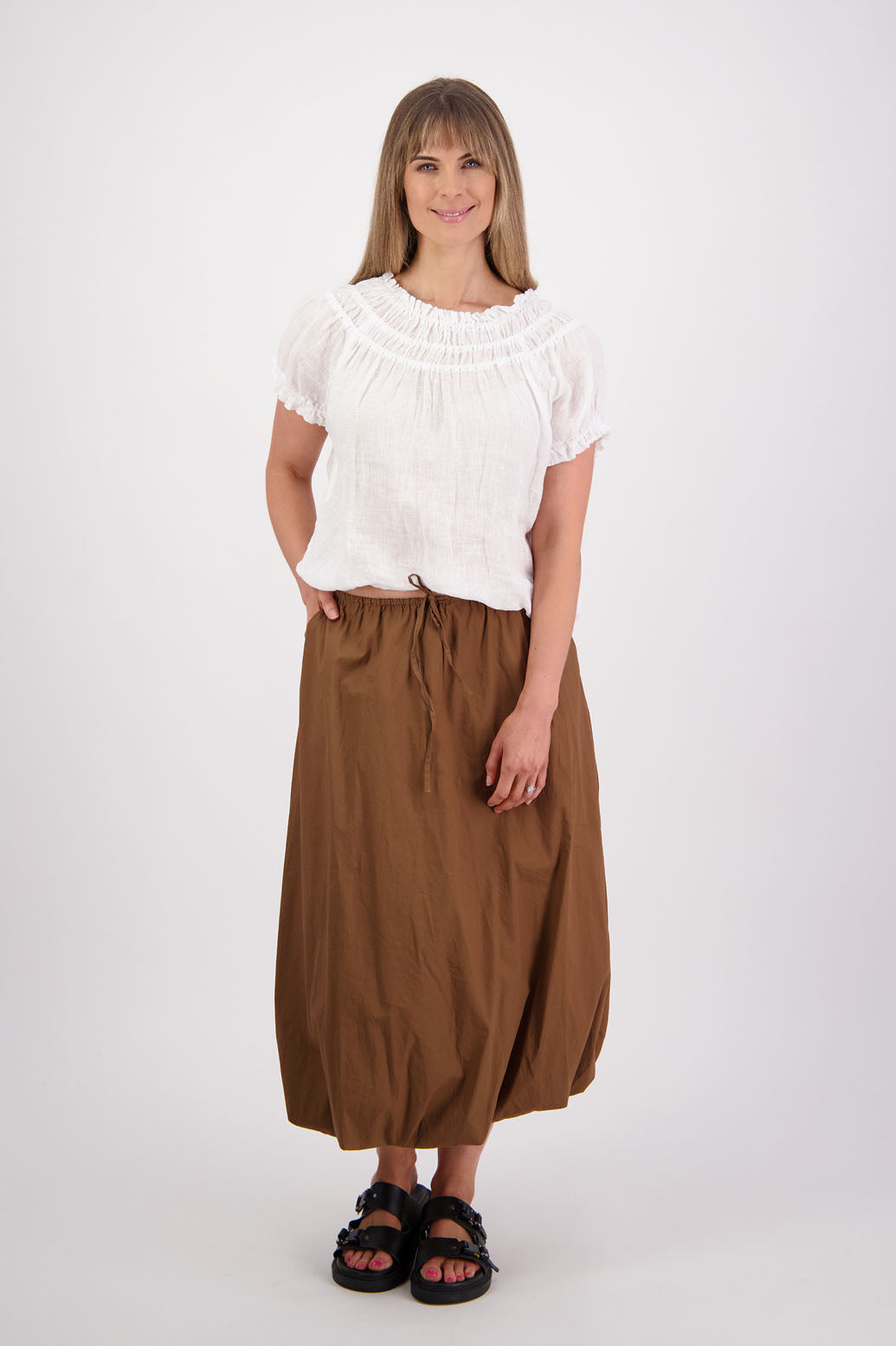 Womens Cotton Poplin skirt with bubble hem and drawcord waist. Tan colour. Briarwood NZ. Sammy