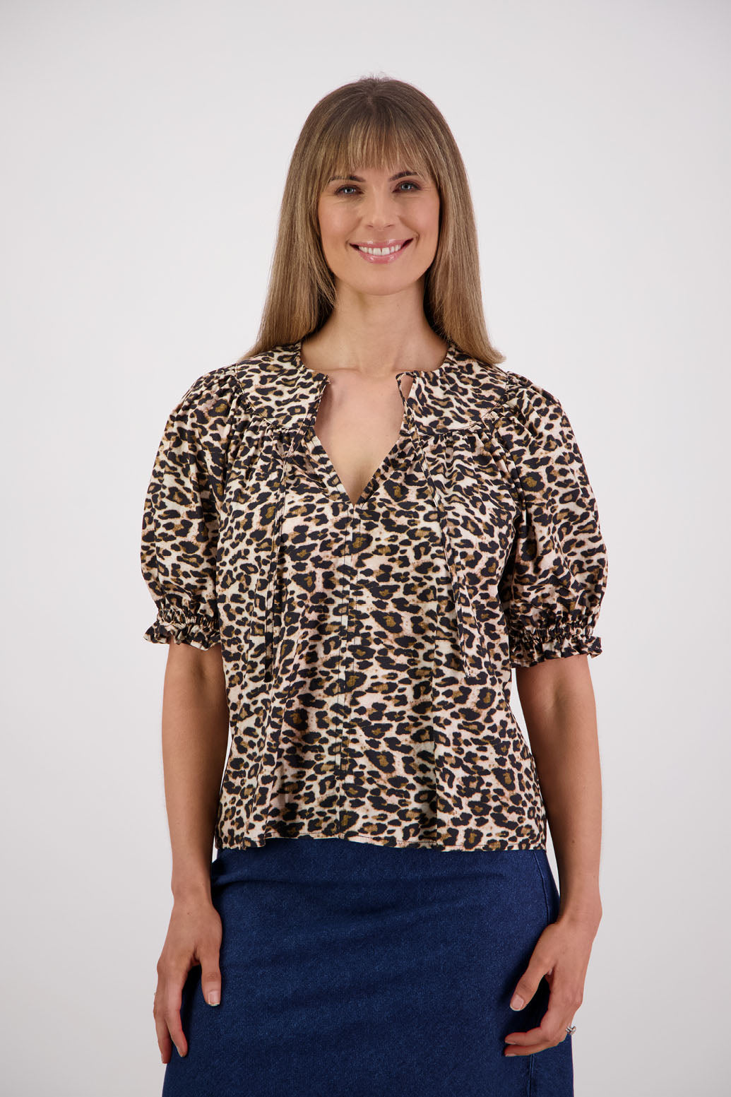 Womens Cotton Poplin Leopard print top with 3/4 length sleeves and puff sleeves. Briarwood NZ. Samson