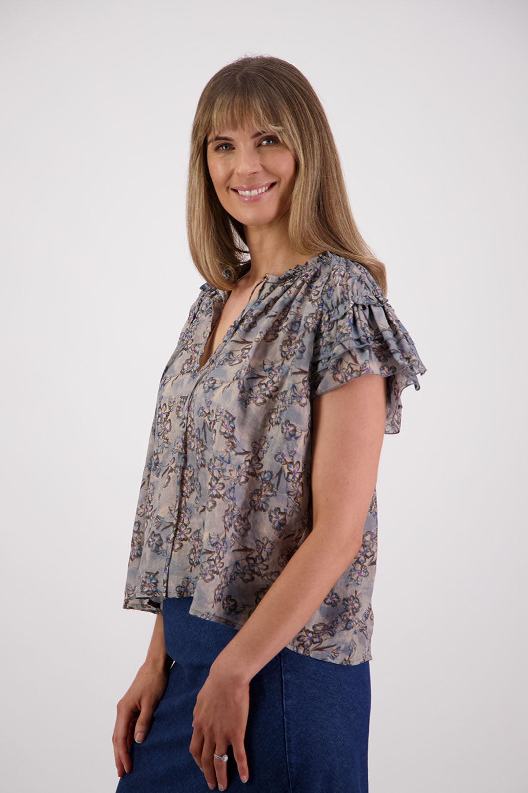 Shakespeare a soft floaty top with flattering layered short sleeves. Briarwood NZ. Ramie, Denim Daisy print
