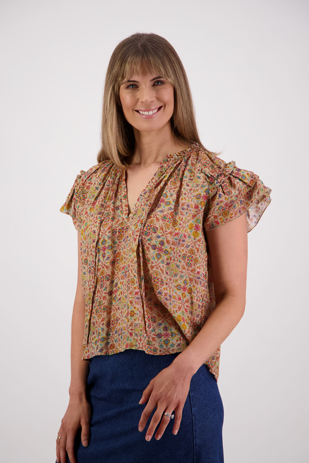 Shakespeare a soft floaty top with flattering layered short sleeves. Briarwood NZ. Ramie, Little Leaf print
