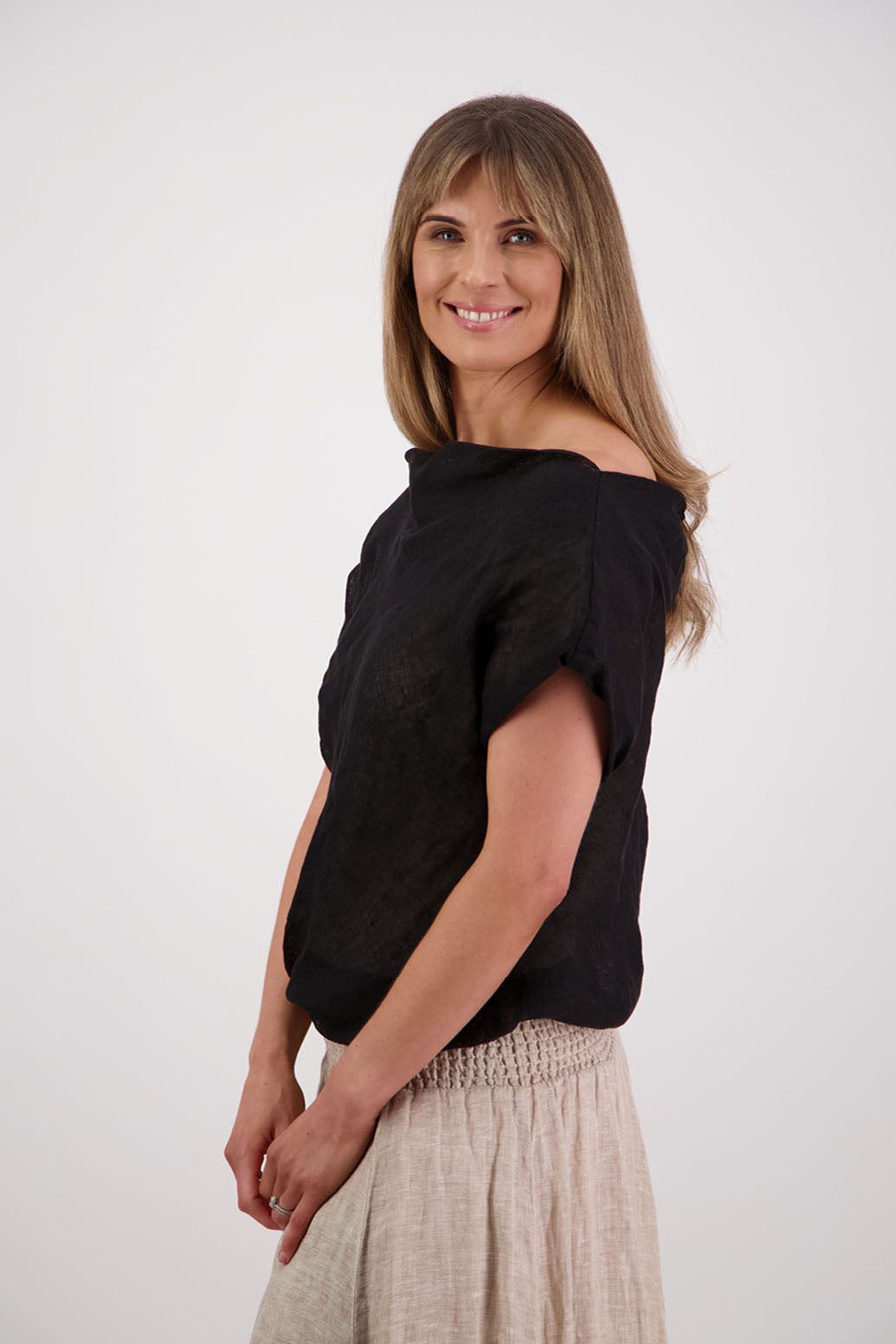 Womens lined, wide neck top that can be worn off the shoulder. Elastic panels around neckline. Linen Gauze. Briarwood NZ. Shelby, Black