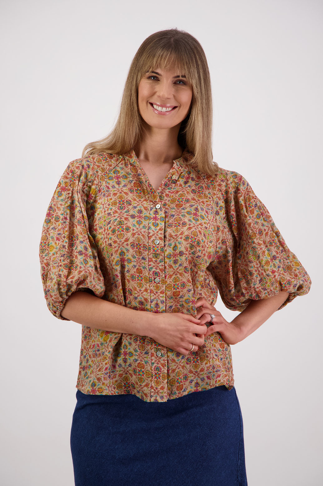 Womens shirt with elbow length puff sleeves and slimmer fit through the body. Briarwood NZ. Ramie, Sophia, Little Leaf
