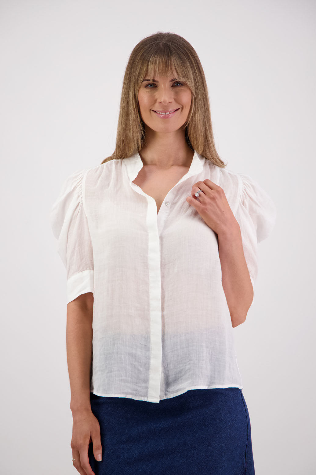 Womens Ramie Shirt with gathered puff elbow length sleeve and slight gathering across the back. Grandpa collar and slimmer fit. Briarwood NZ. Stevie White
