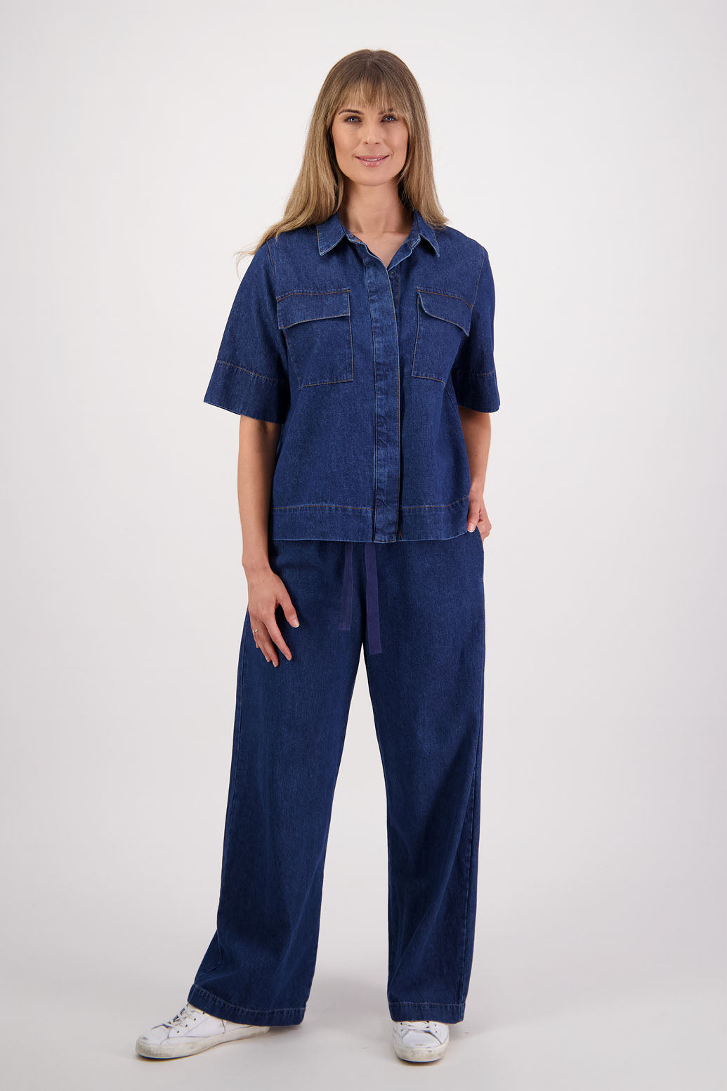 Womens wide leg denim pant with elasticated waist and pockets. Briarwood NZ. Suzuki