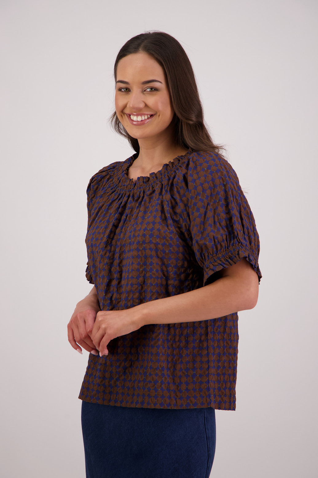 Side view Briarwood Tammy Top in Brown/Ink print.