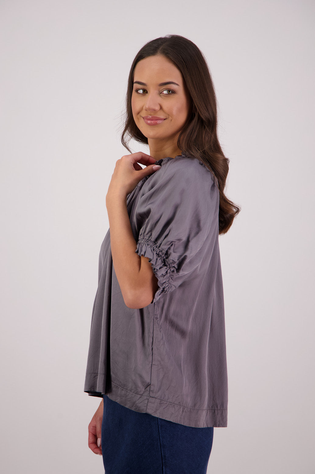 Side view Briarwood Teddy top in silver.