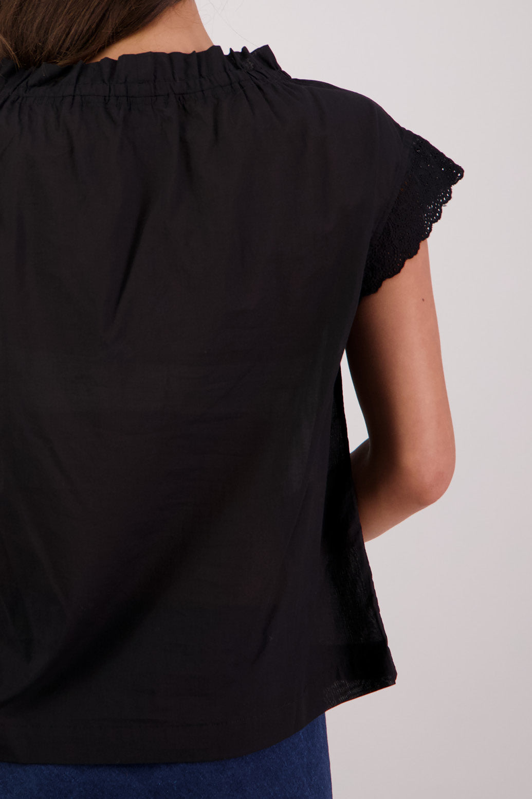 Closeup back view Briarwood Thea Black Top.