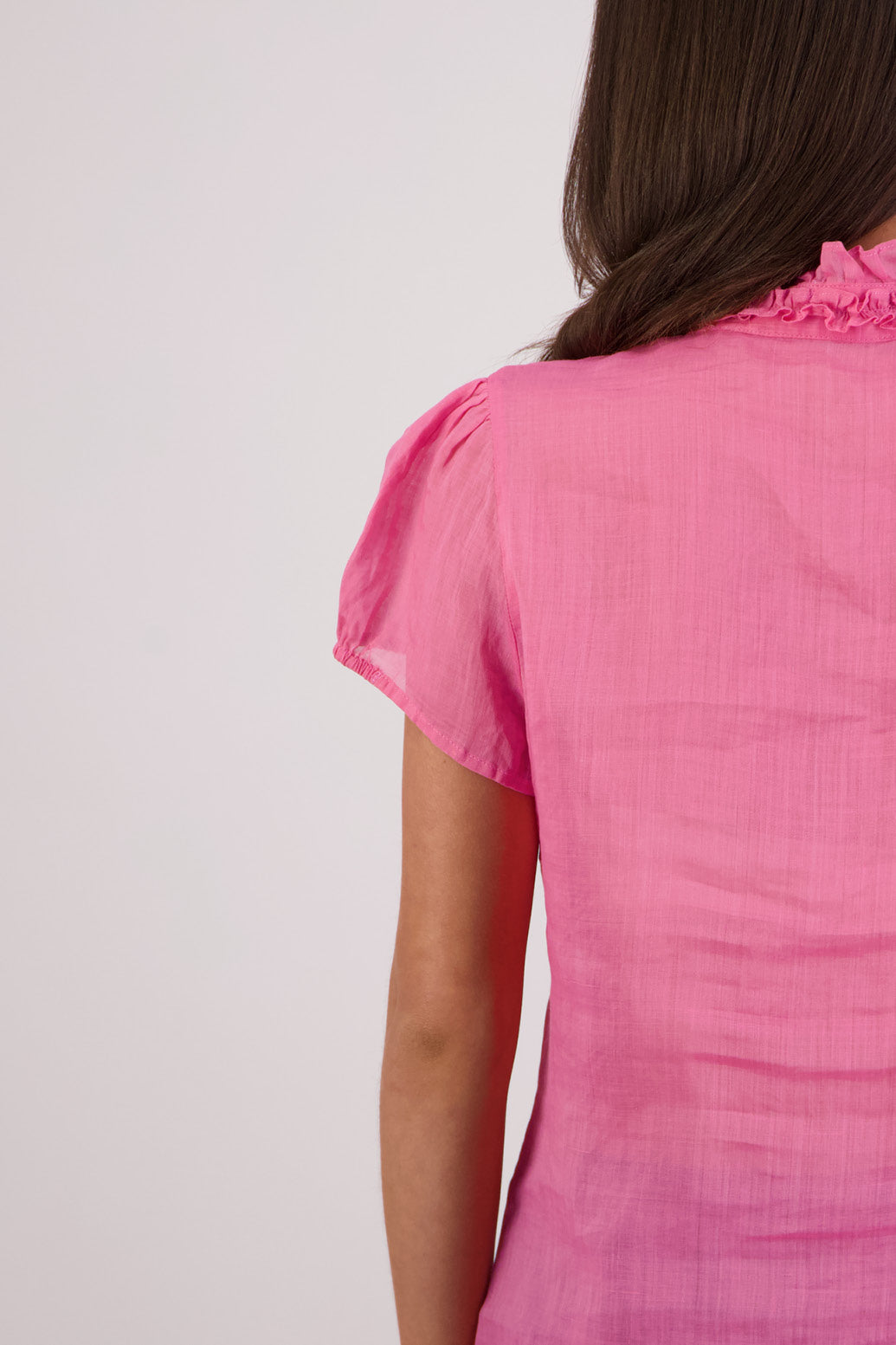 Closeup back view Briarwood Tibby Shirt in Pale Pink.