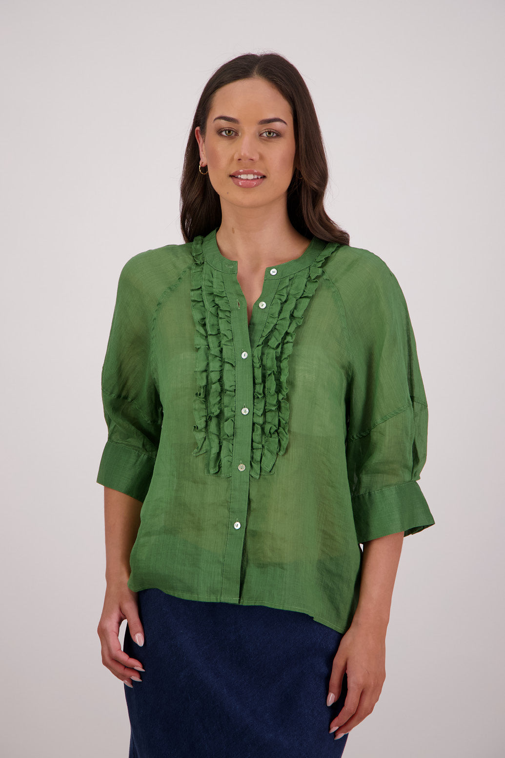 Briarwood Tiffany Shirt in Green, 100% Ramie.