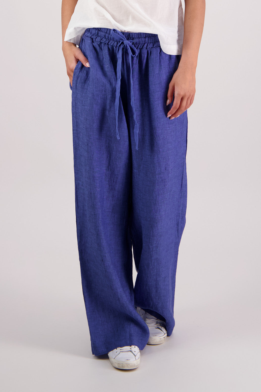 Closeup front view Briarwood Toddy Pant in Blue.