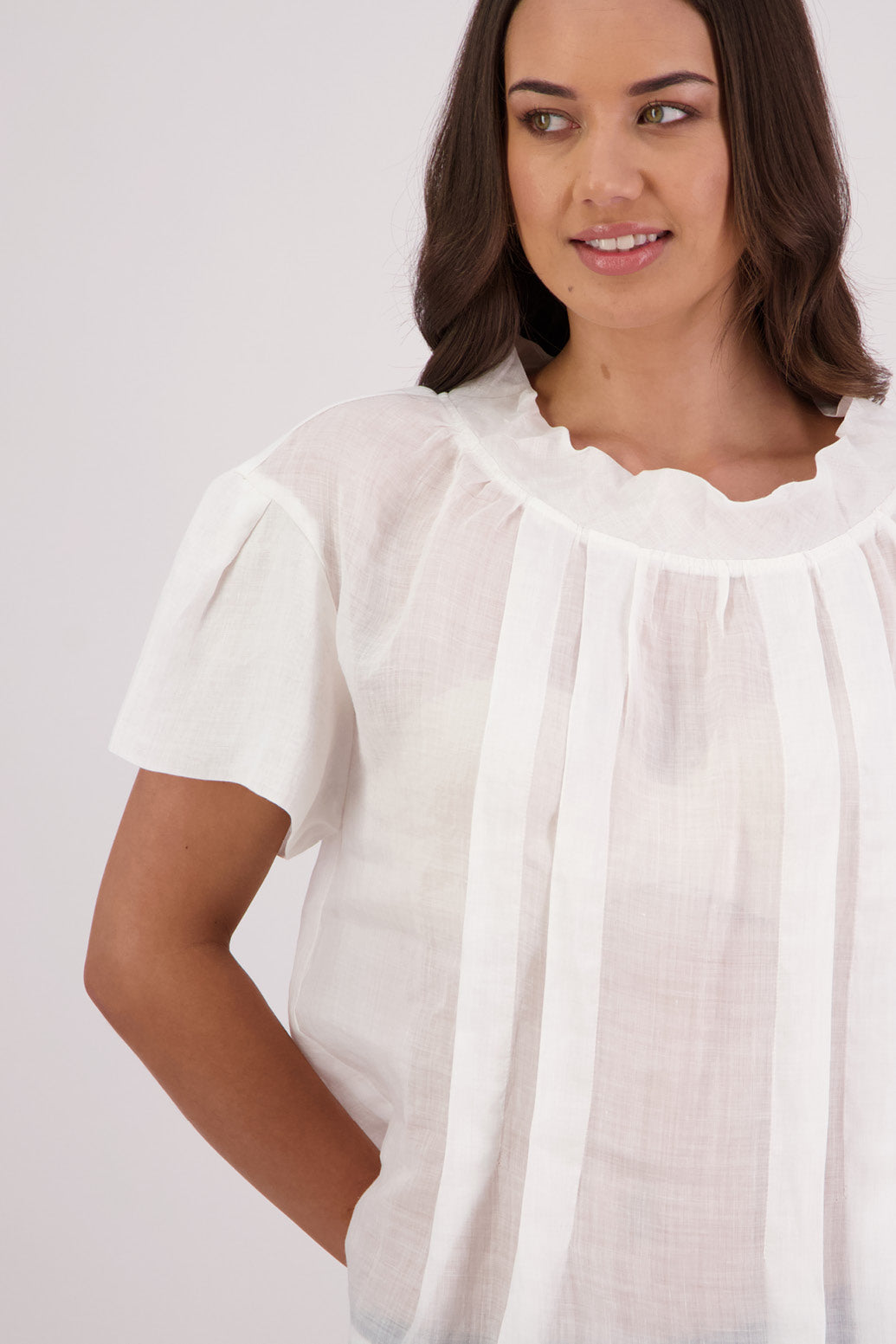 Closeup front view Briarwood Toi Top in White.