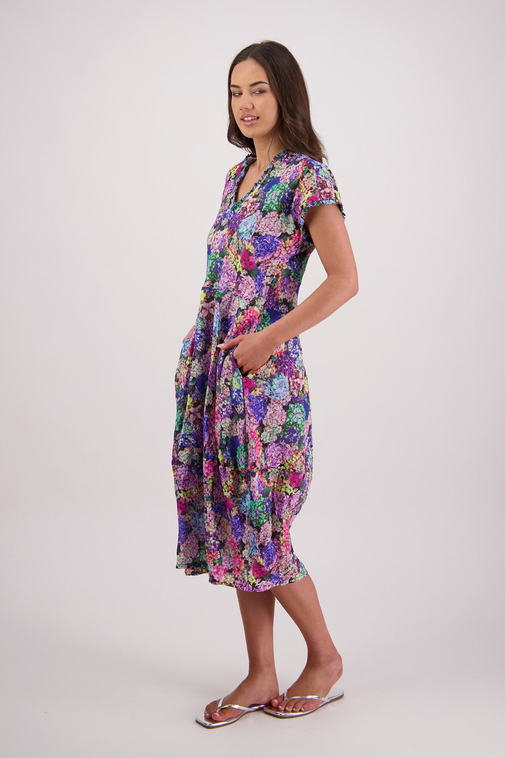 Side view of Briarwood Tori Dress in Hydrangea print.