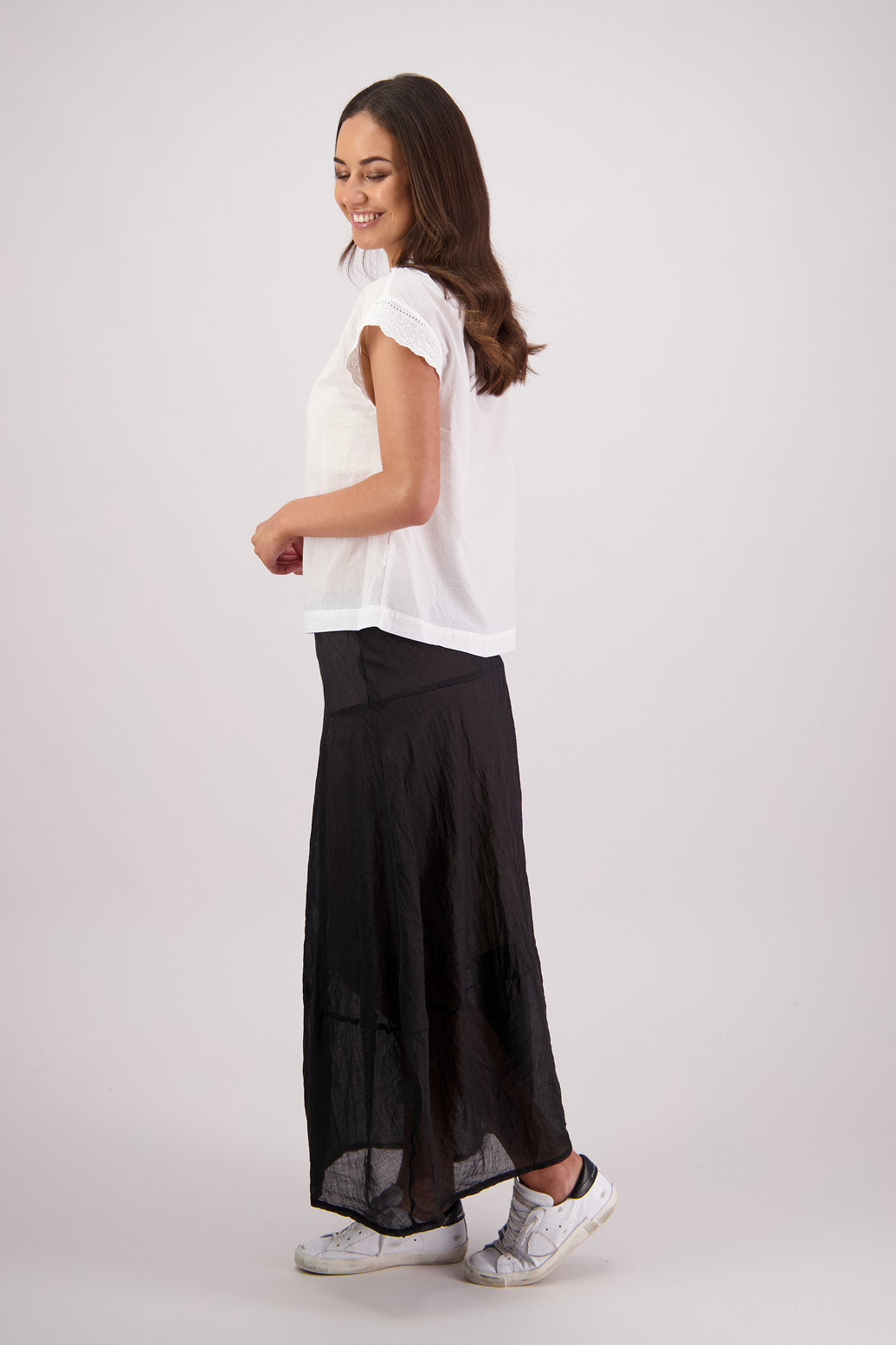 Side view Briarwood Tutti Skirt in Black.