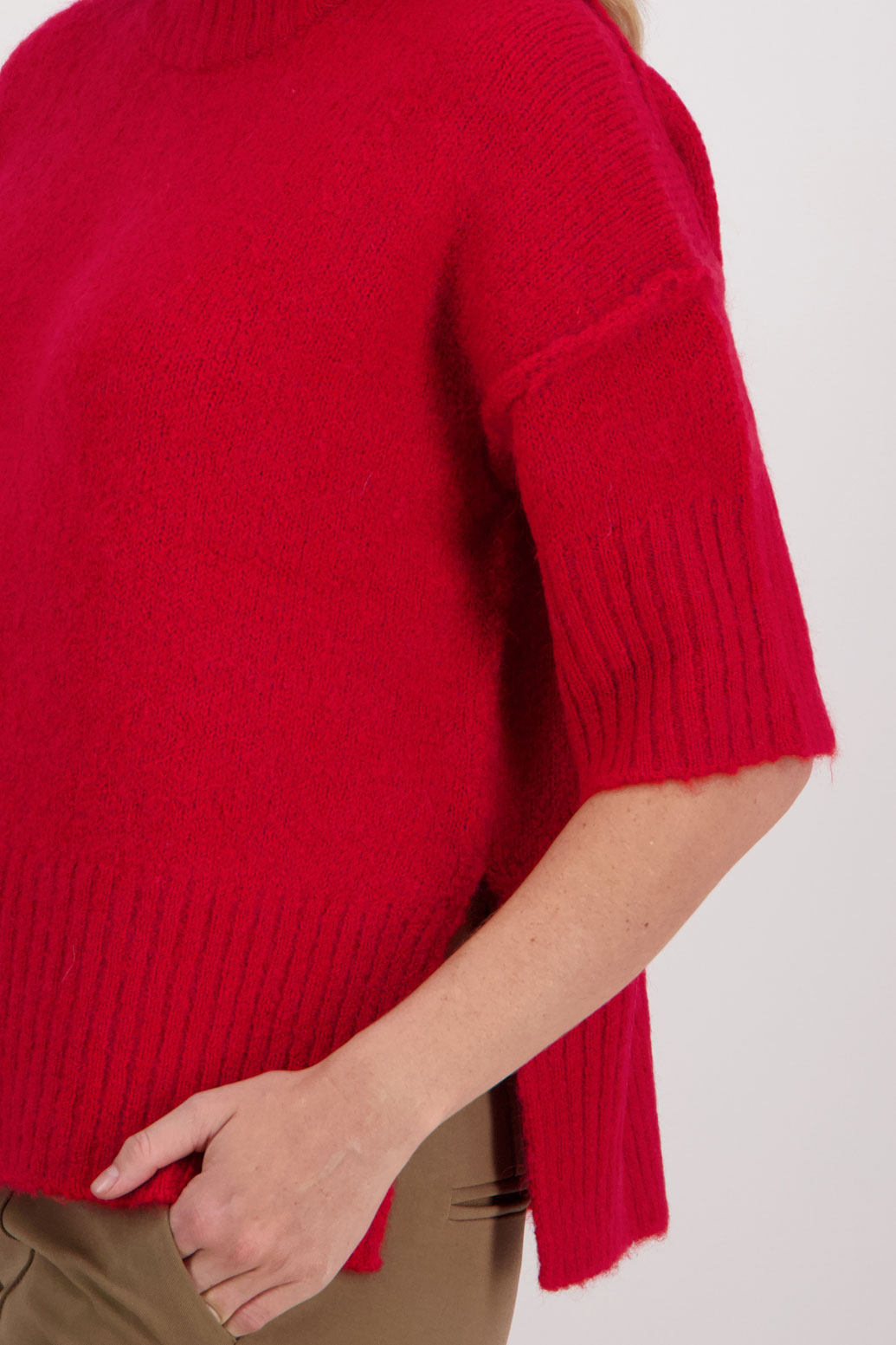 Red Alpaca/Wool blend top with elbow length sleeves and drop shoulder. Virginia